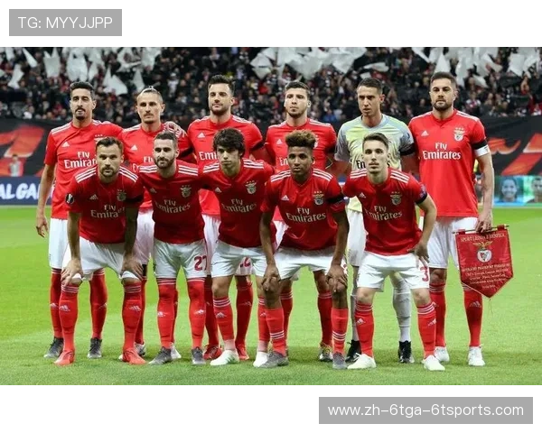 阿贾克斯欧冠阵容分析及其在欧洲赛场的贡献